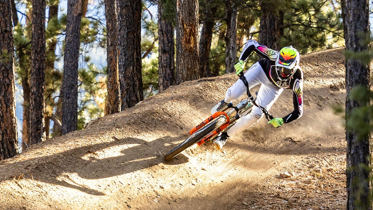Bike Helmets D4 Polyacrylite