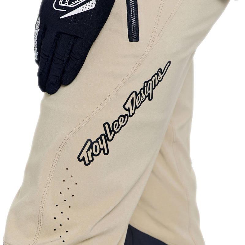 Stage Pant Mono Stone