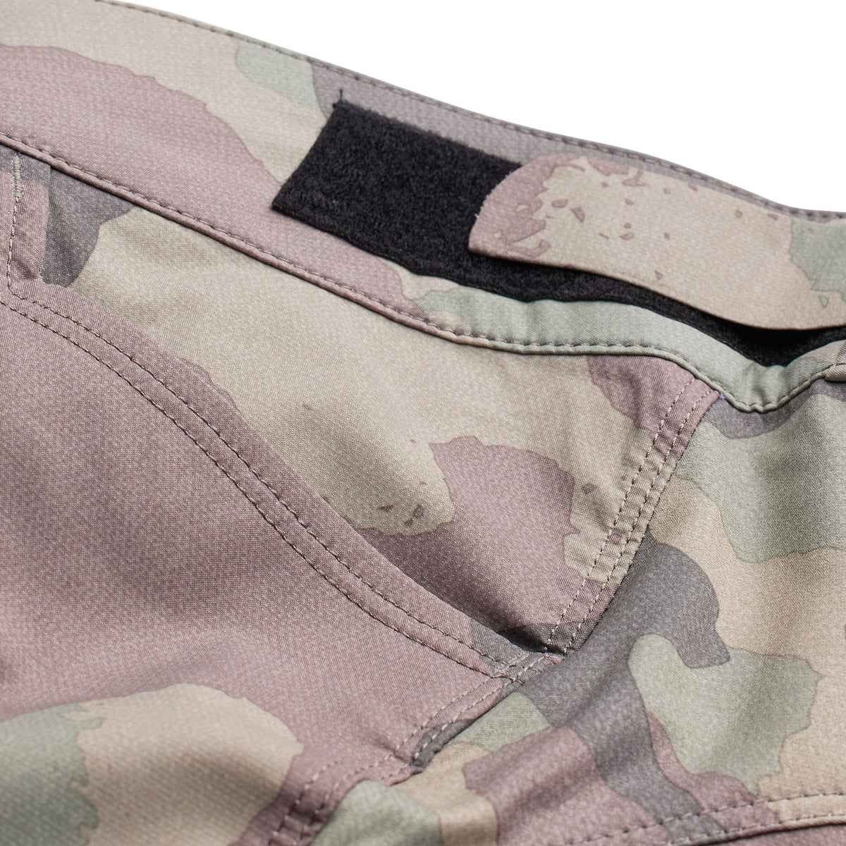 Flowline Short Shell Camo Woodland