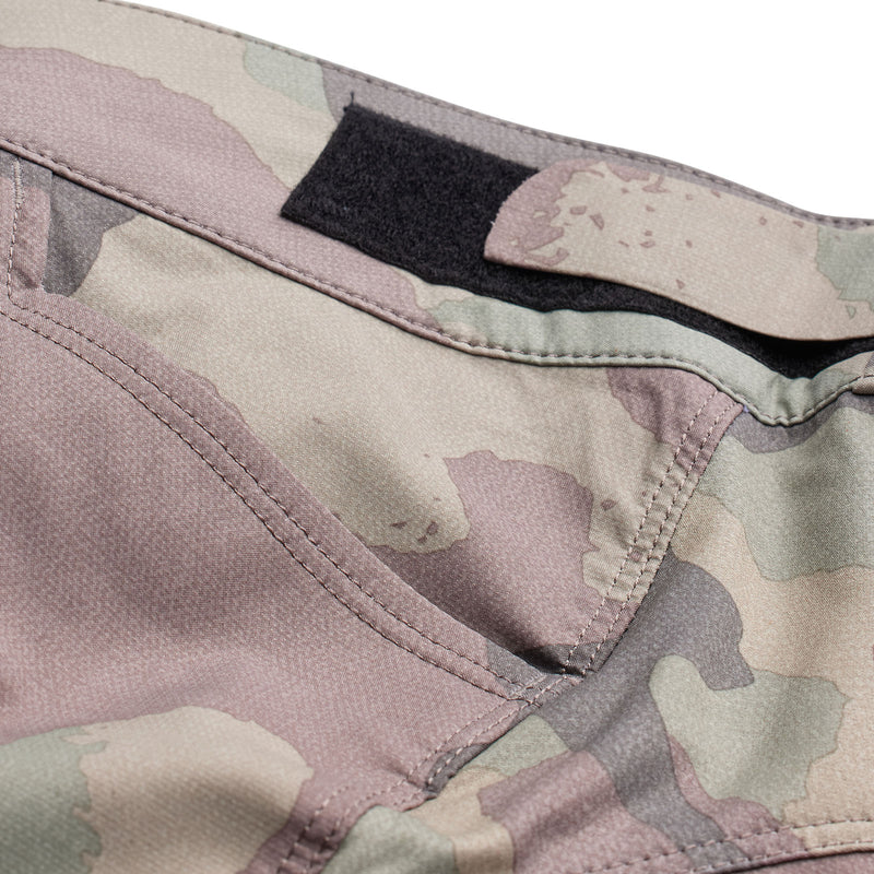 Flowline Short Shell Camo Woodland