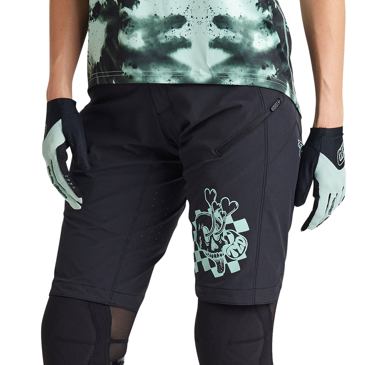 Womens Lilium Short Shell Micayla Gatto Watercolor Black