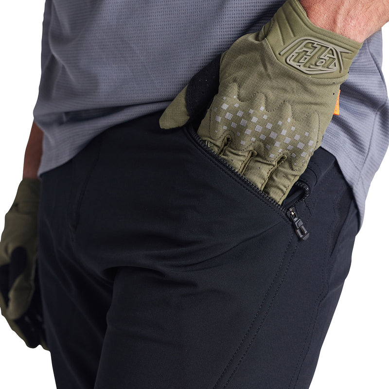 Ruckus Short W/Liner Solid Black
