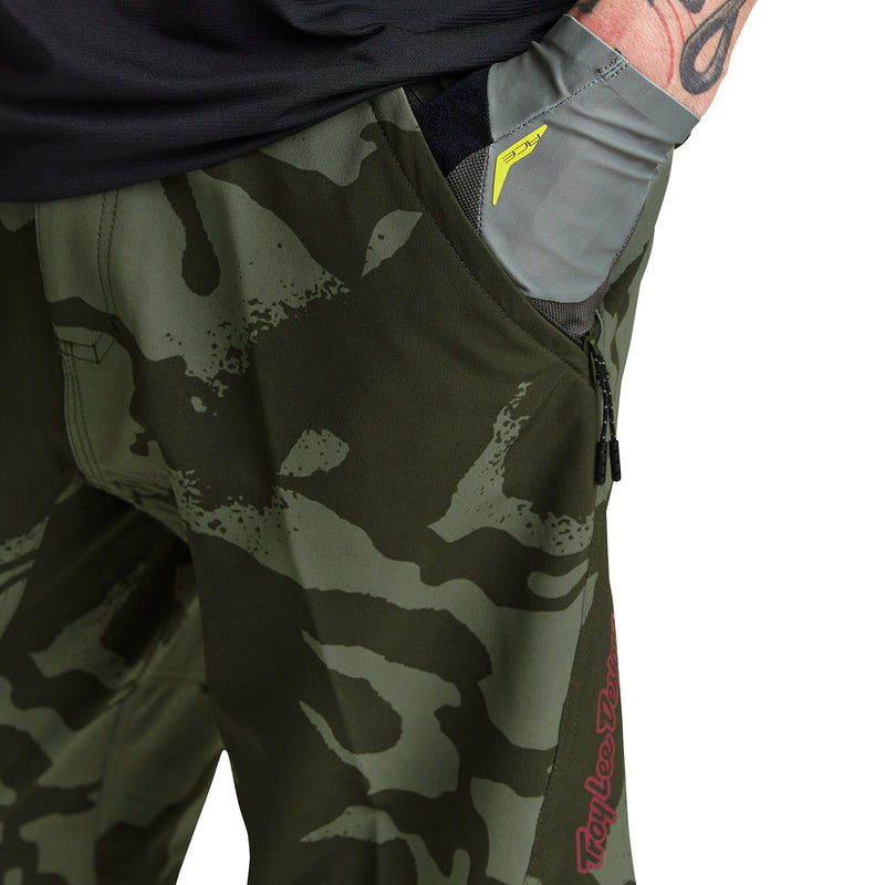 Skyline Short W/Liner Shadow Camo Olive