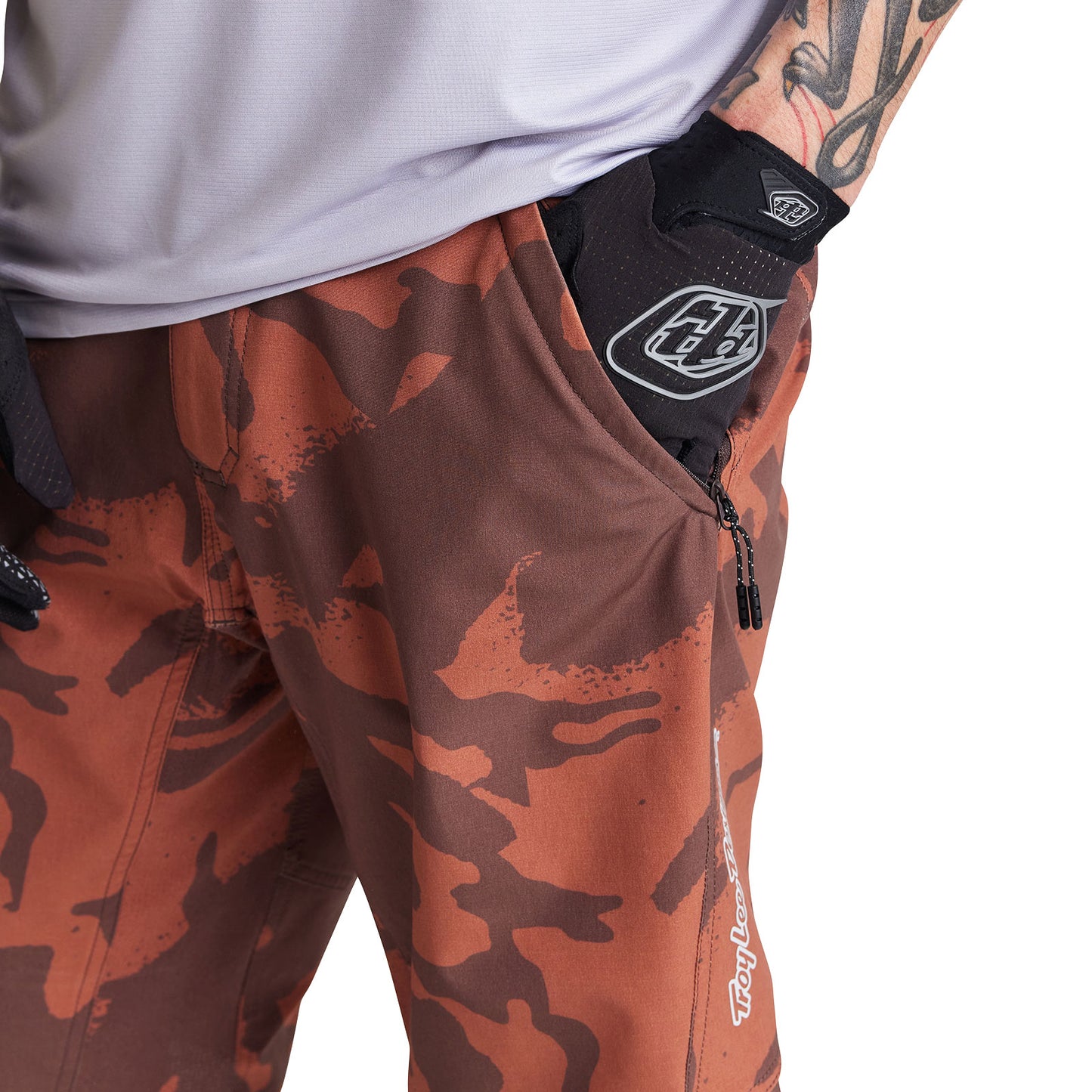 Skyline Short W/Liner Shadow Camo Brick