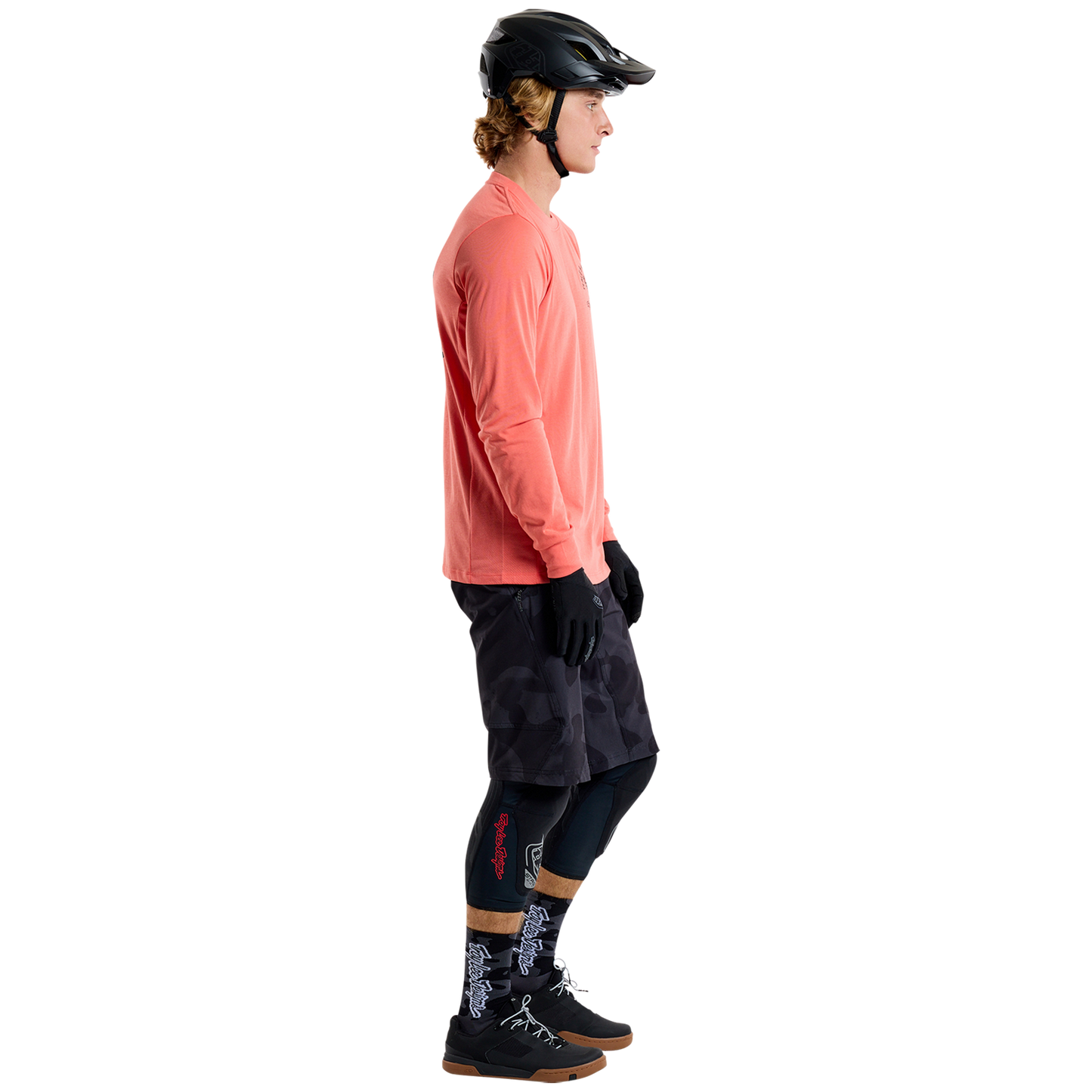 Skyline Short Shell Scrubland Carbon