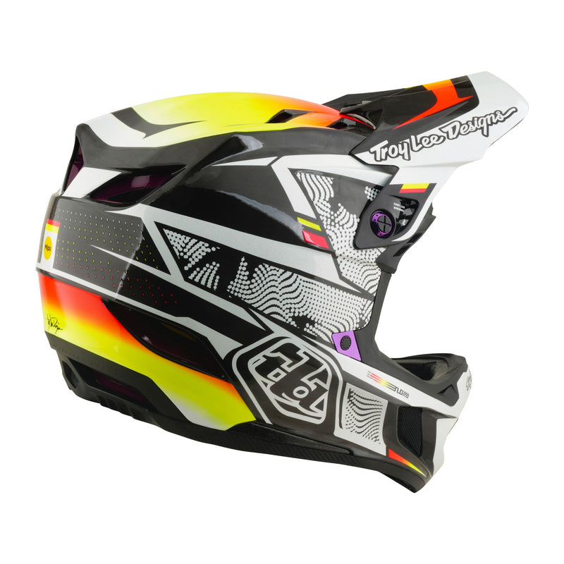 D4 Carbon Helmet Lined up Black