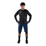 Flowline Short W/Liner Solid Blue
